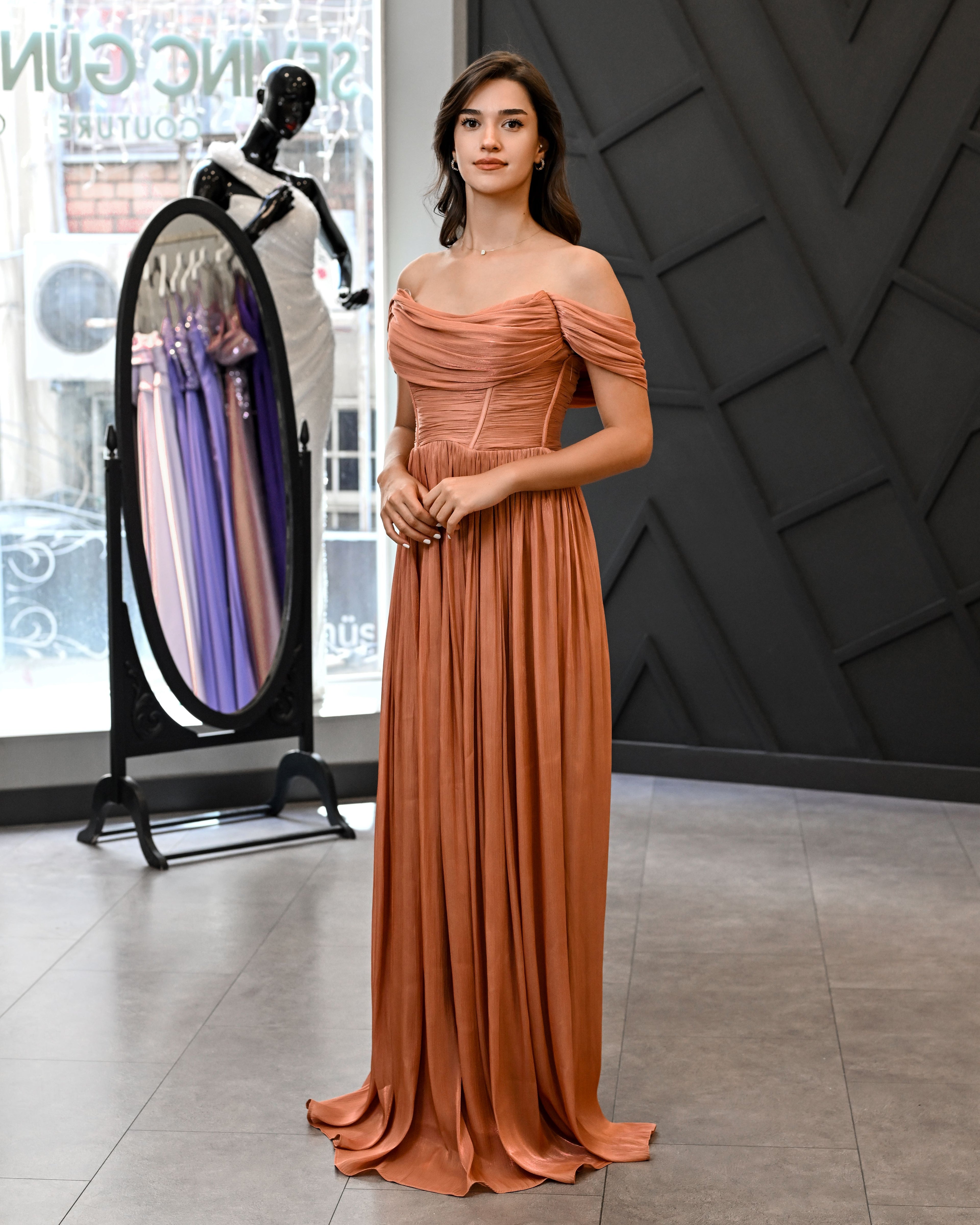 Düşük Kol Korsaj Beden Uzun Abiye Elbise