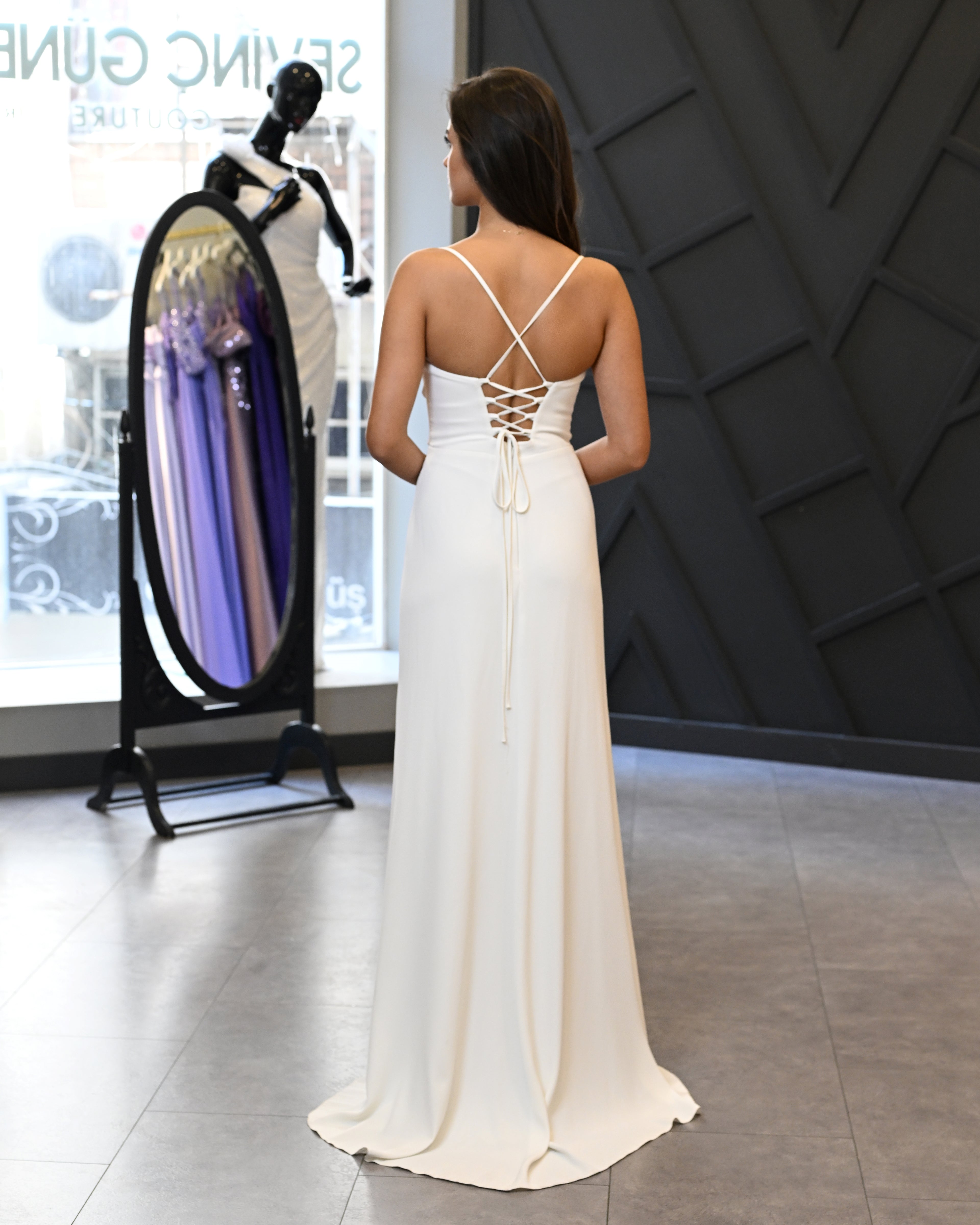 İnce Askılı Degaje Yaka Şifon Balık Uzun Abiye Elbise