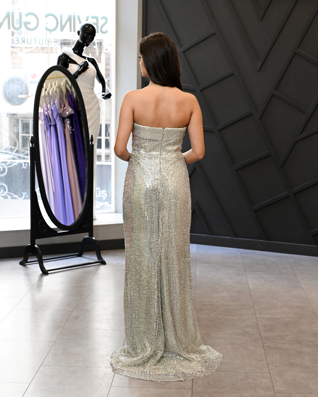 Straplez Boncuklu İthal Kumaştan Uzun Abiye Elbise