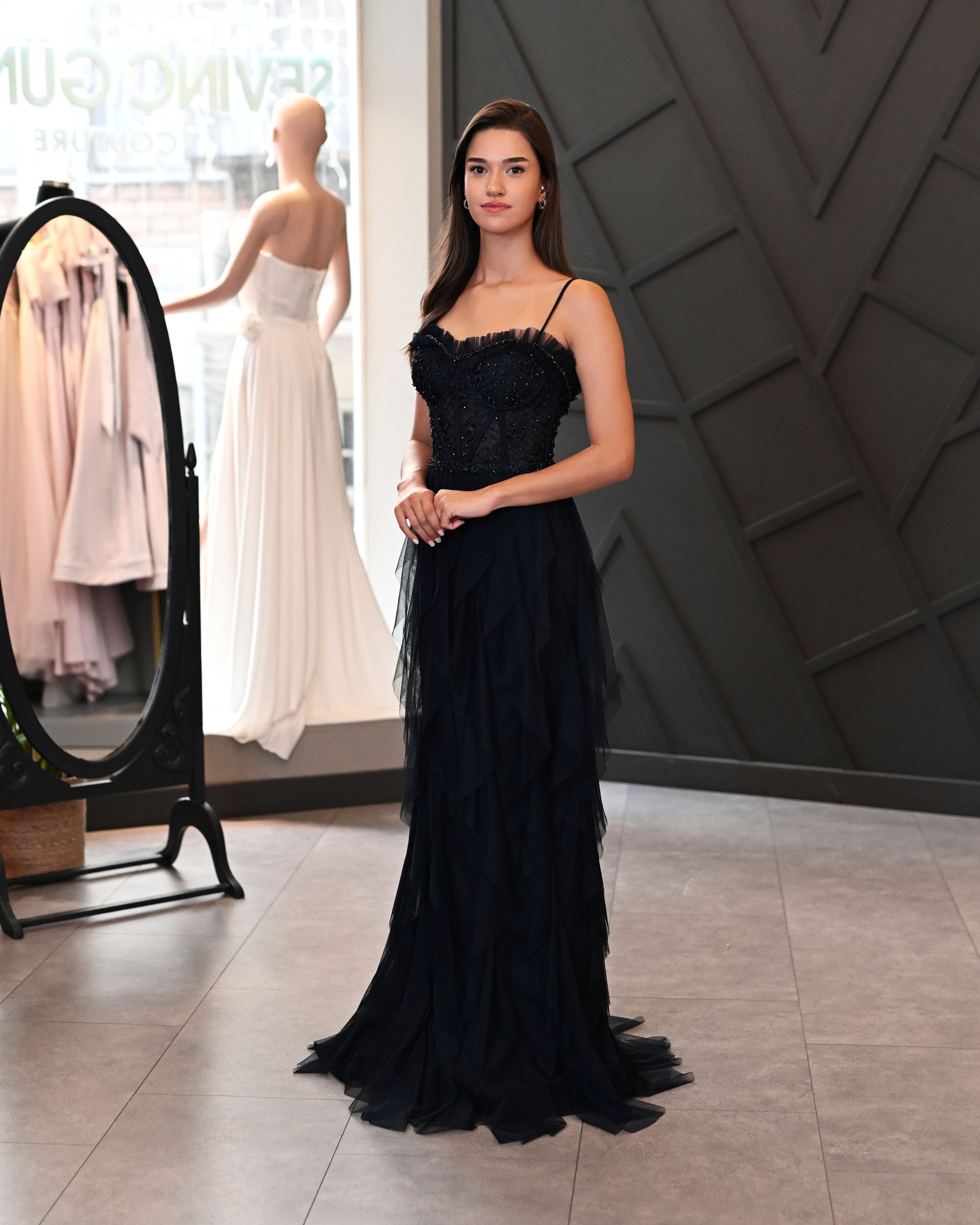 Askılı Dantelli Lazer Kesim Tül Etek Uzun Abiye Elbise