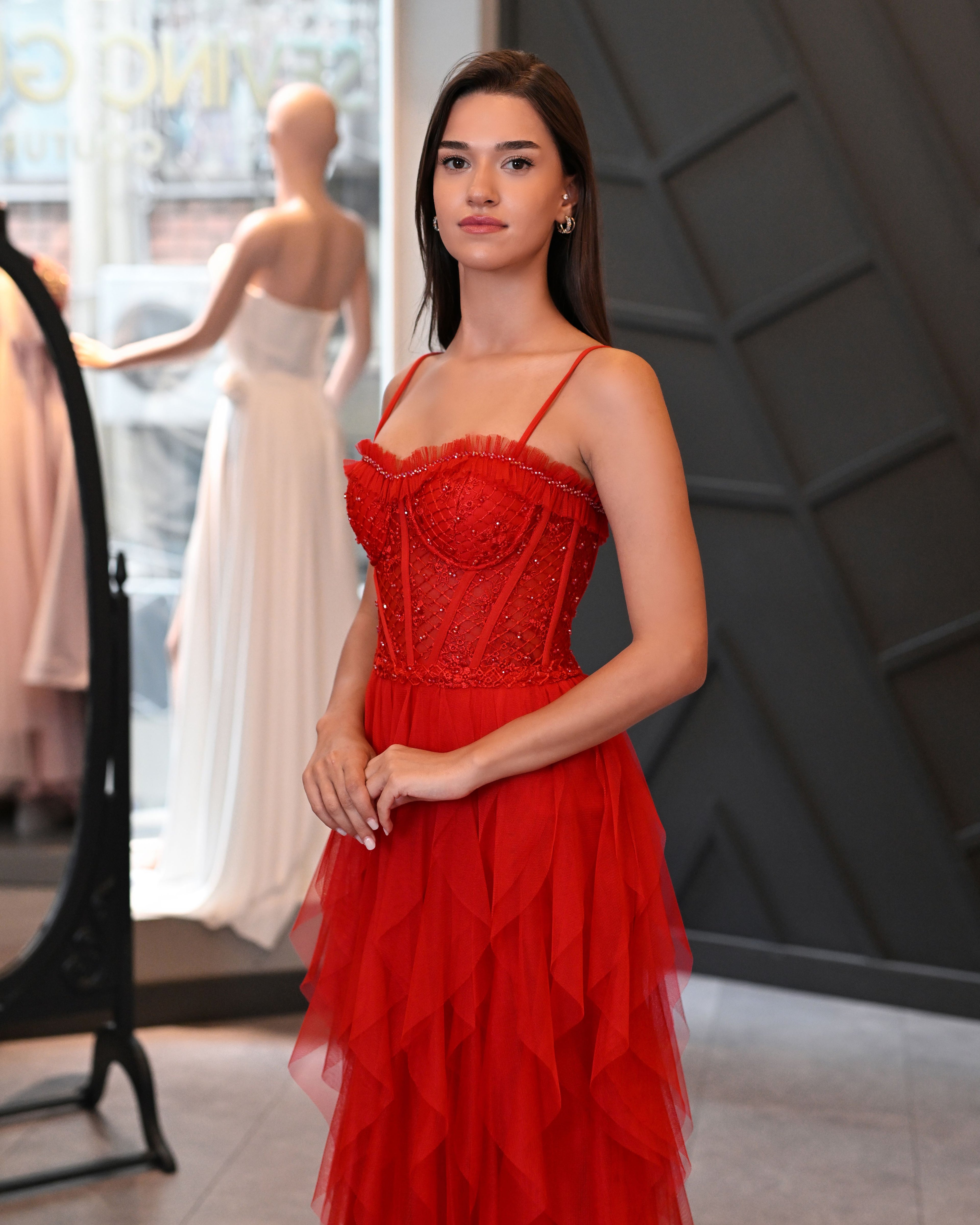 Askılı Dantelli Lazer Kesim Tül Etek Uzun Abiye Elbise