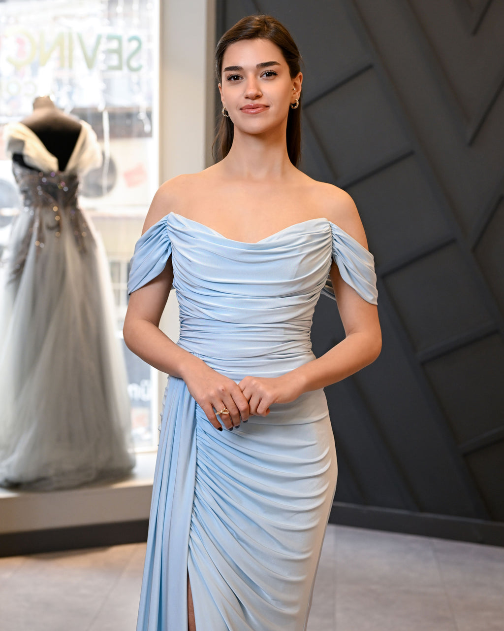 Düşük Kollu Jarse Kumaştan Balık Uzun Abiye Elbise