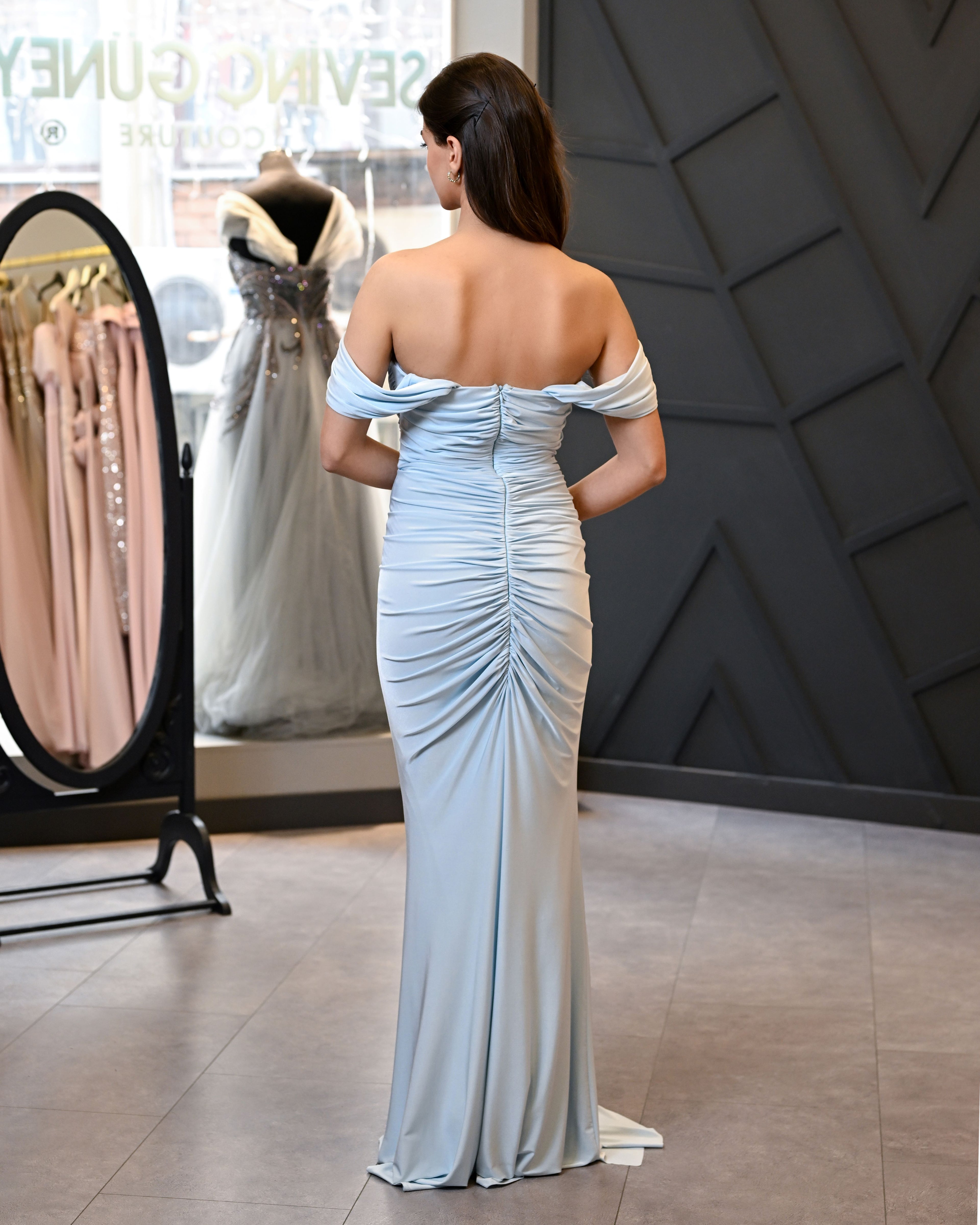 Düşük Kollu Jarse Kumaştan Balık Uzun Abiye Elbise