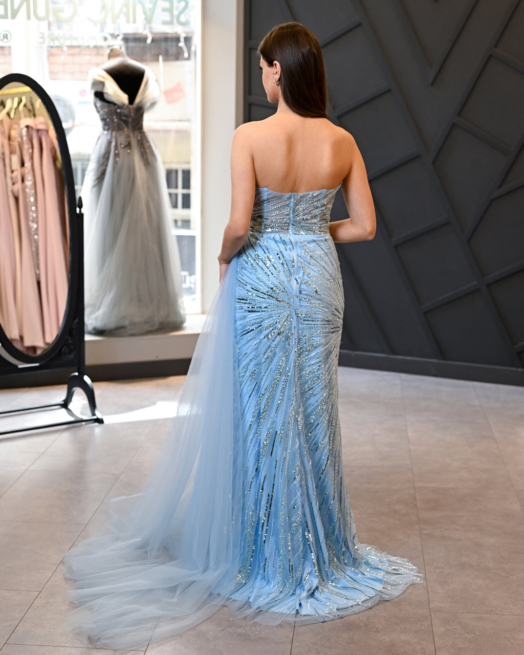 Boncuklu Kumaştan Tek Omuz Uzun Abiye Elbise