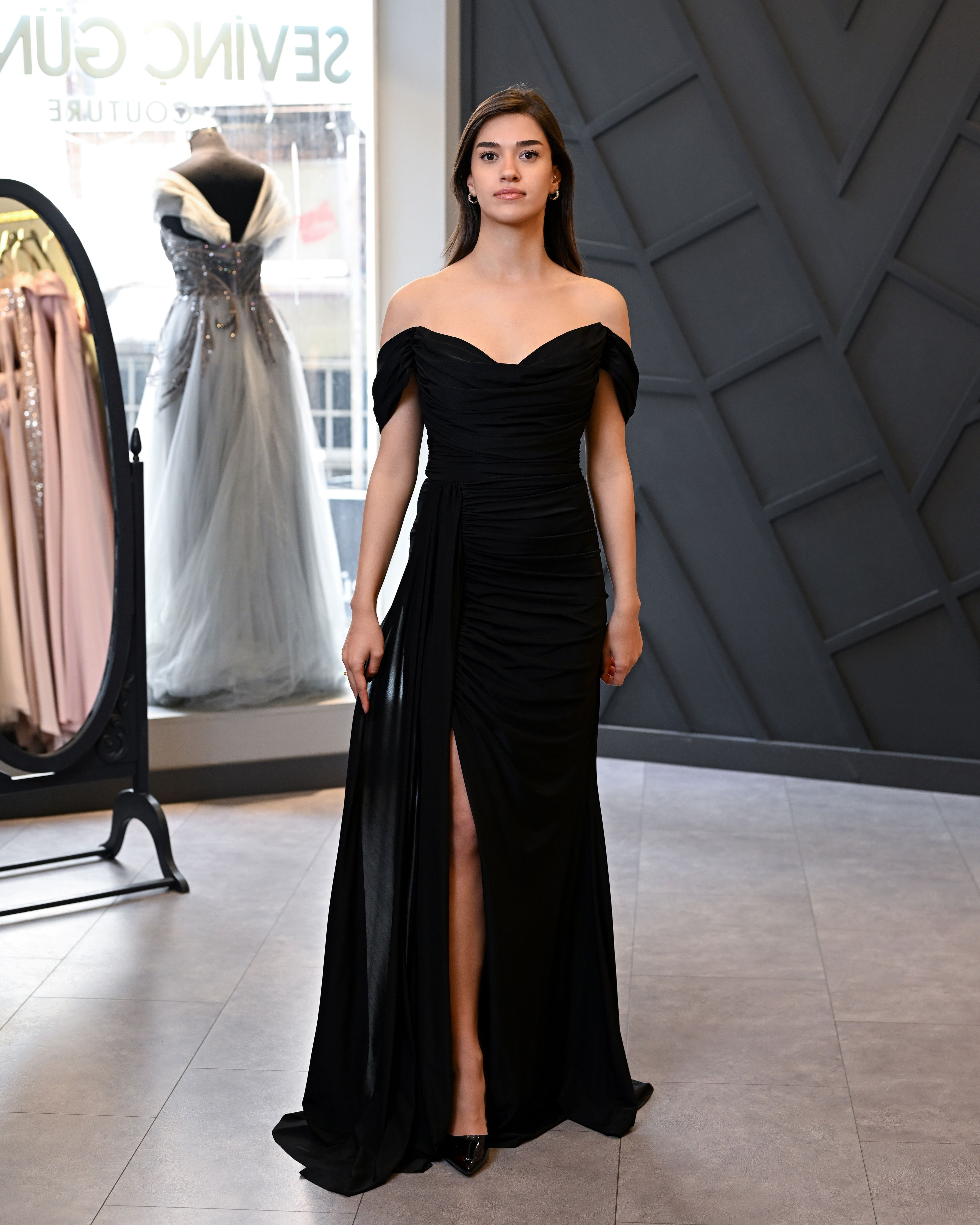 Düşük Kollu Jarse Kumaştan Balık Uzun Abiye Elbise