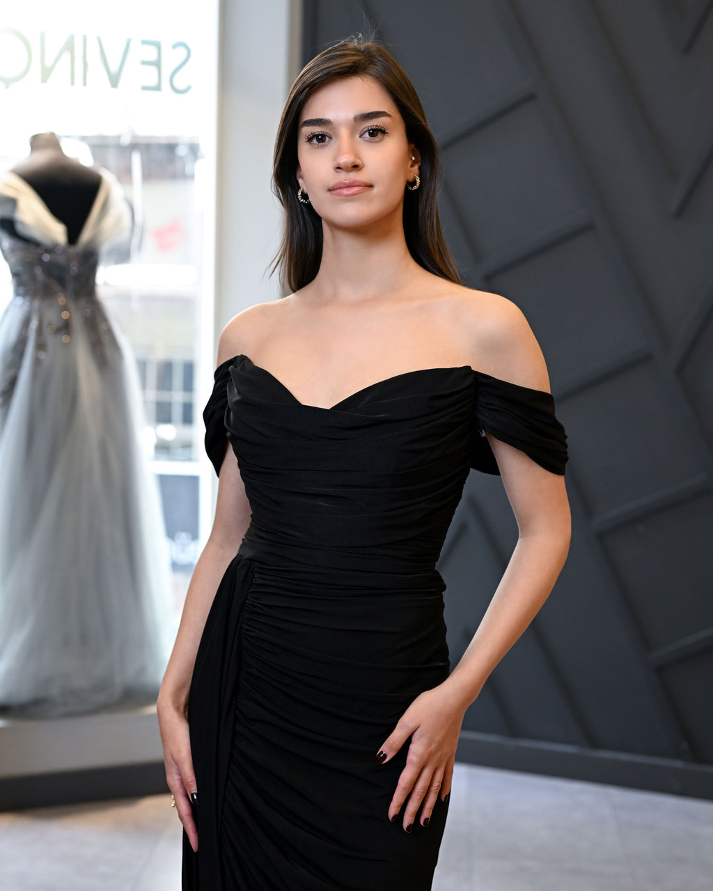 Düşük Kollu Jarse Kumaştan Balık Uzun Abiye Elbise