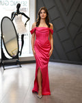Low-Sleeved, Corset-Shaped, Long Evening Dress 