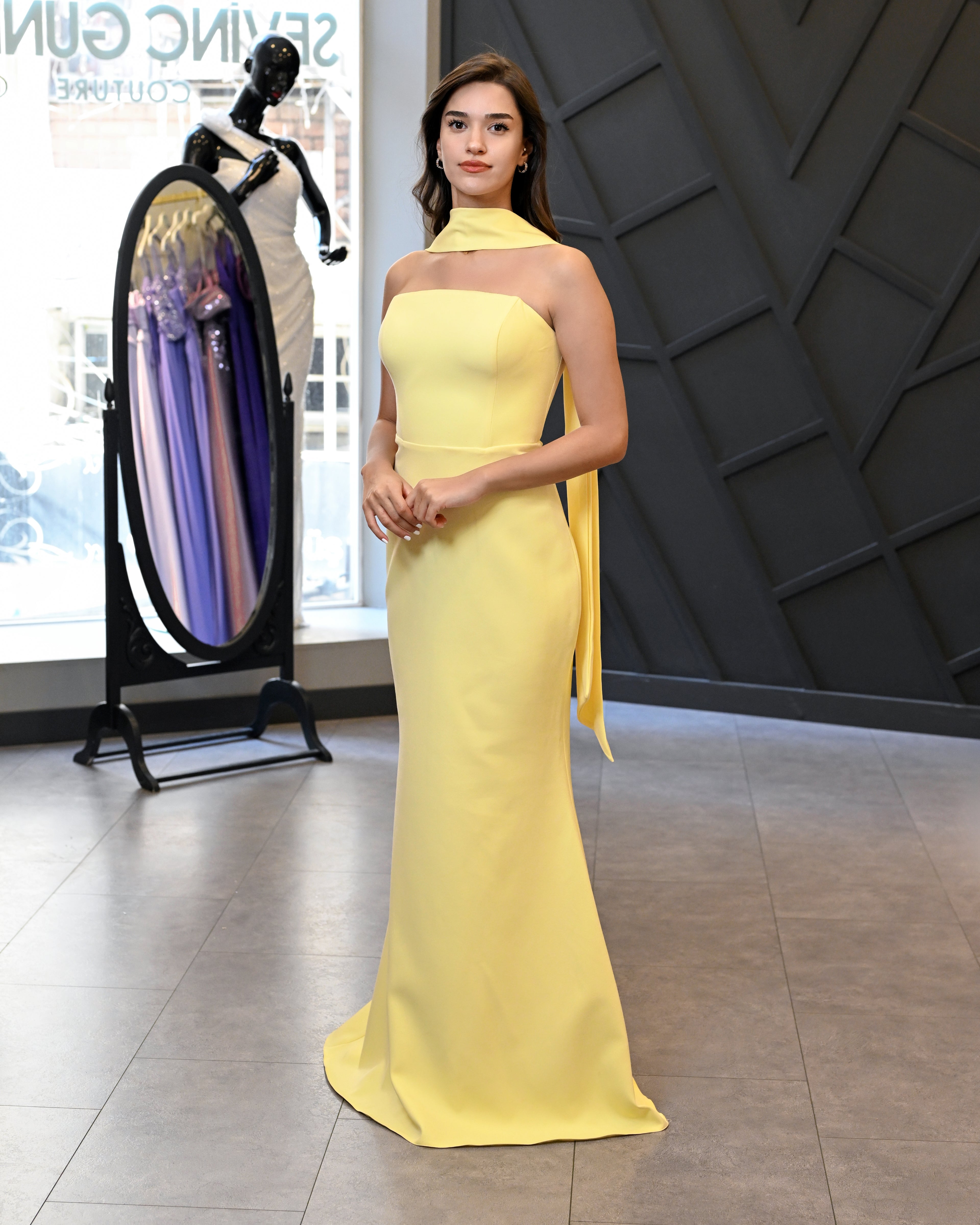 Straplez Şallı Krep Uzun Abiye Elbise