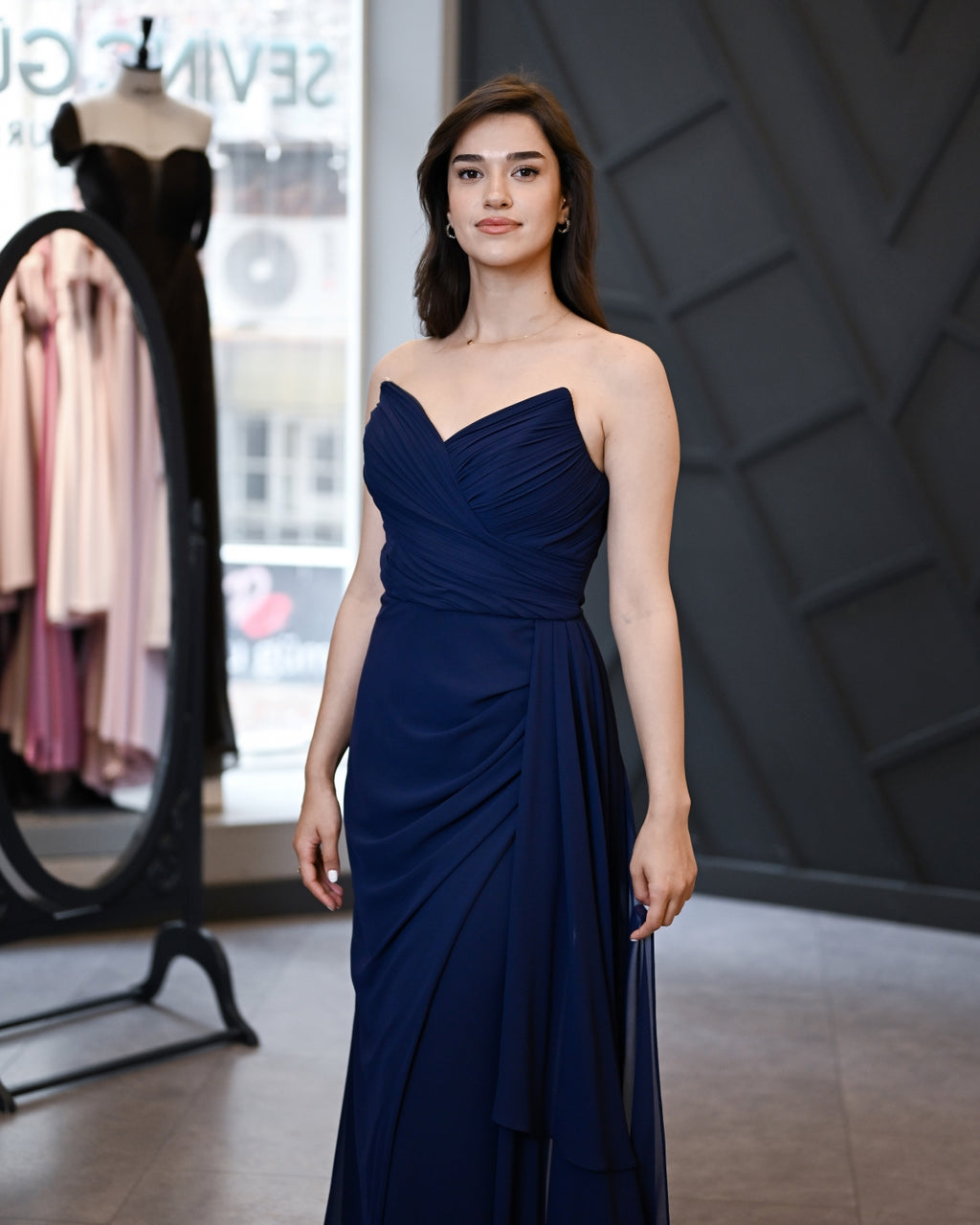 Straplez Drape Beden Sırt İp Bağlamalı Sifon Abiye Elbise