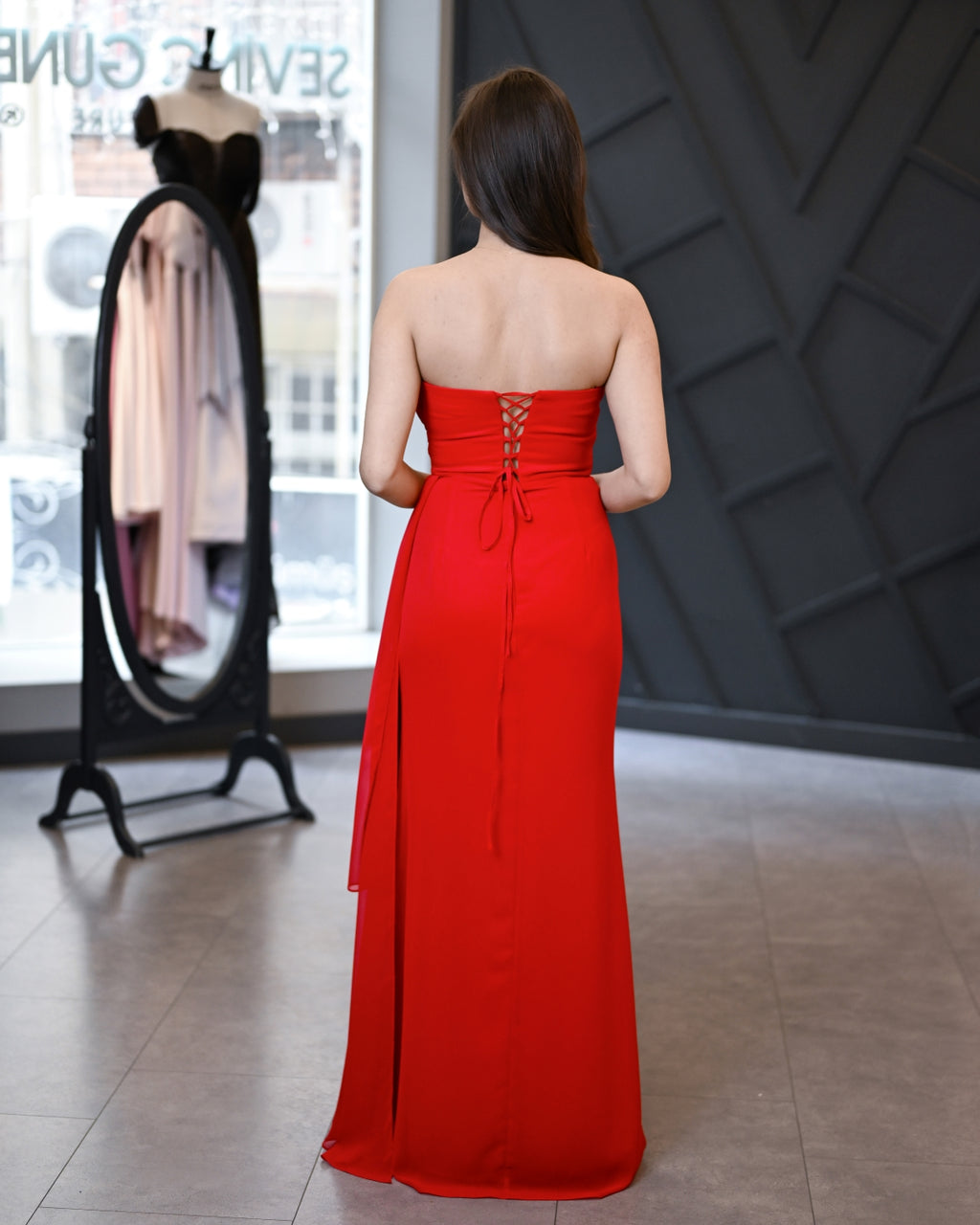 Straplez Drape Beden Sırt İp Bağlamalı Sifon Abiye Elbise