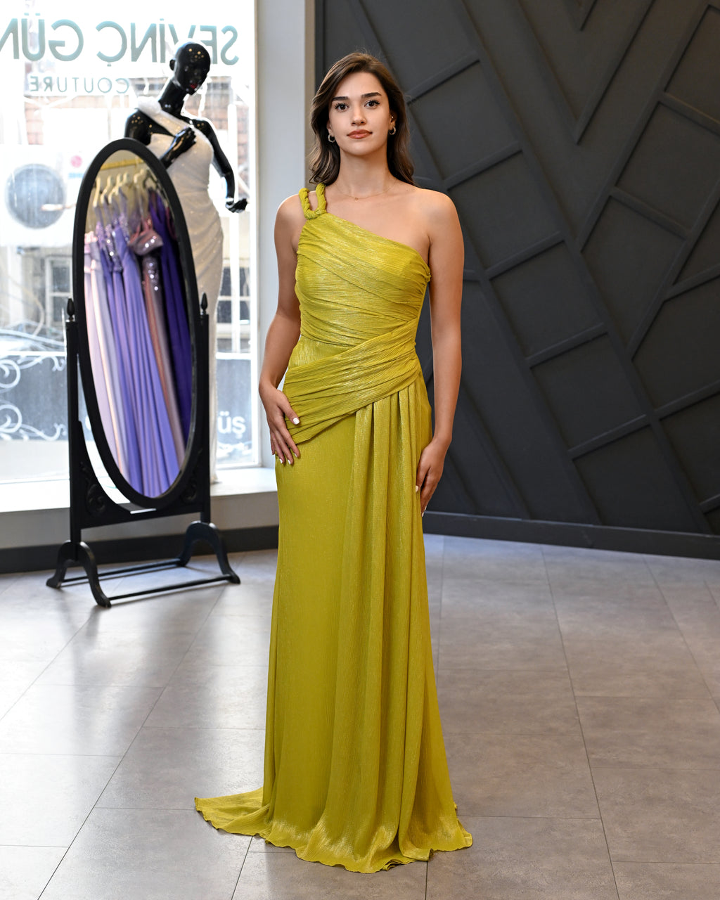 Tek Omuz Yağ Yeşili Şifon Uzun Abiye Elbise