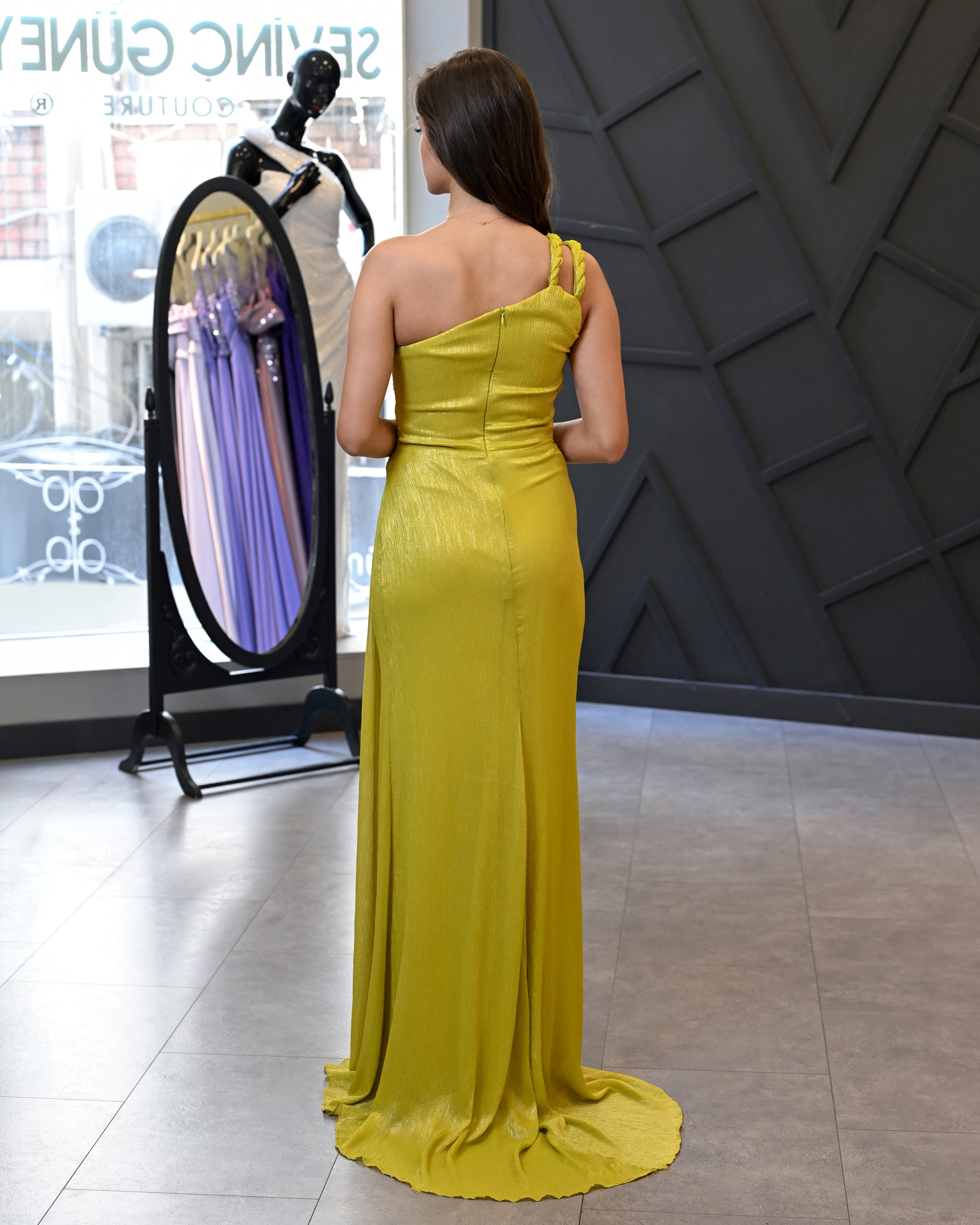 Tek Omuz Yağ Yeşili Şifon Uzun Abiye Elbise