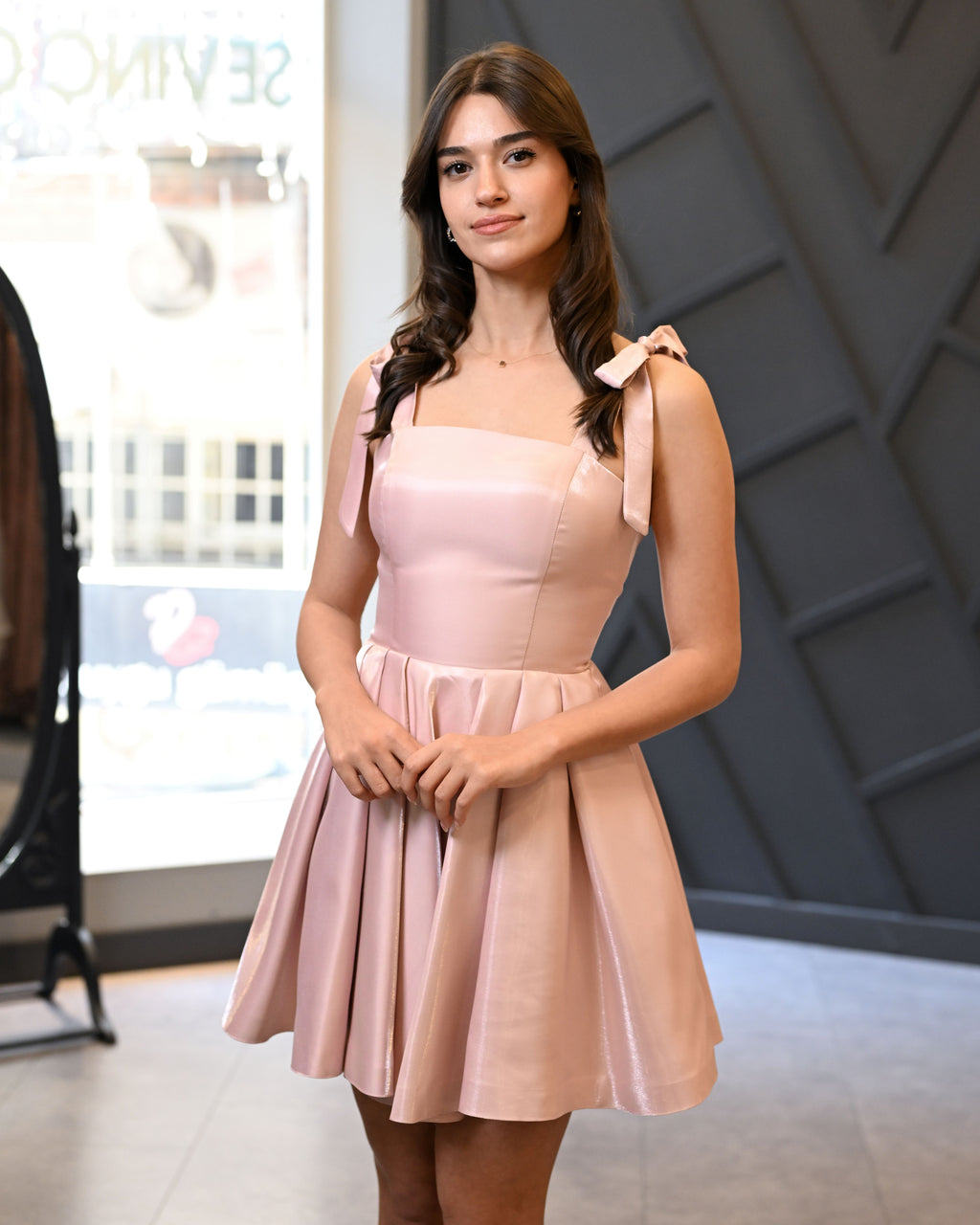 Bağlama Askılı Tok Saten Kloş Mini Abiye Elbise