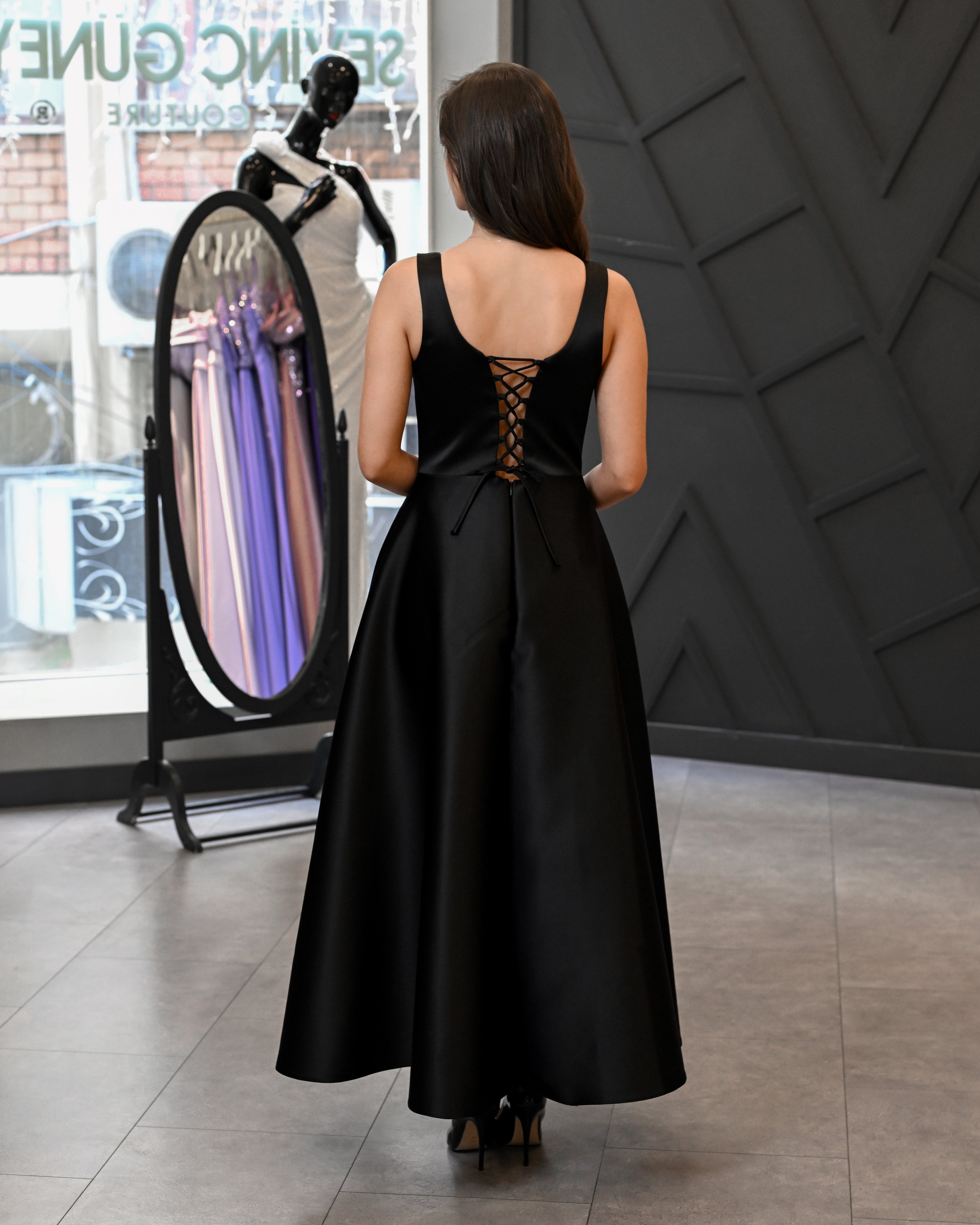 Kendinden Askılı Cepli Saten Midi Abiye Elbise