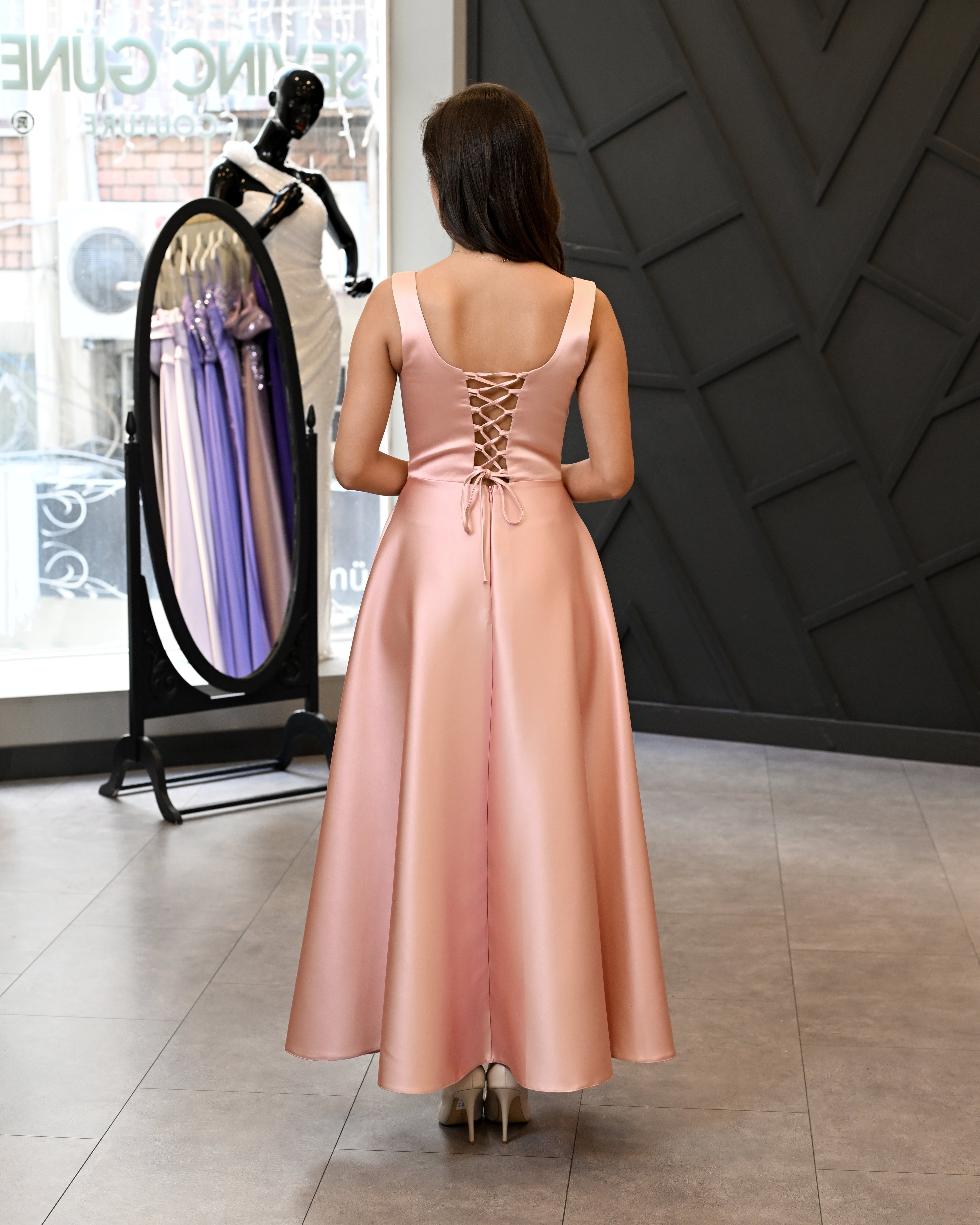 Kendinden Askılı Cepli Saten Midi Abiye Elbise